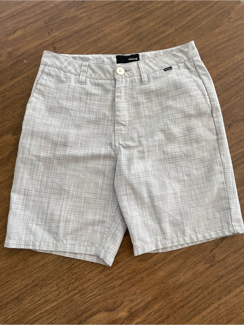 Hurley Men’s Light Gray Plaid Flat Front Shorts